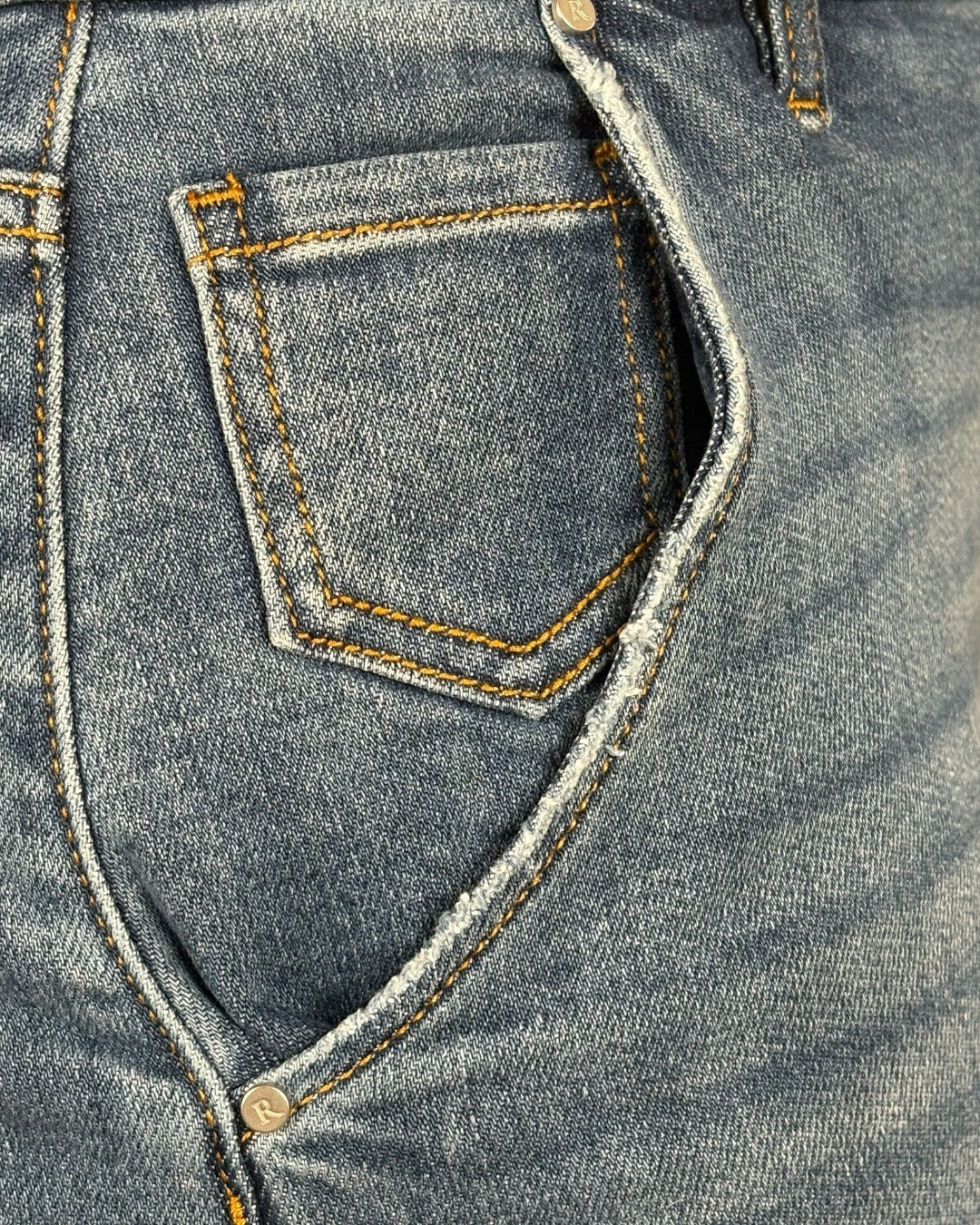 Bailey Barrel Jean-Risen