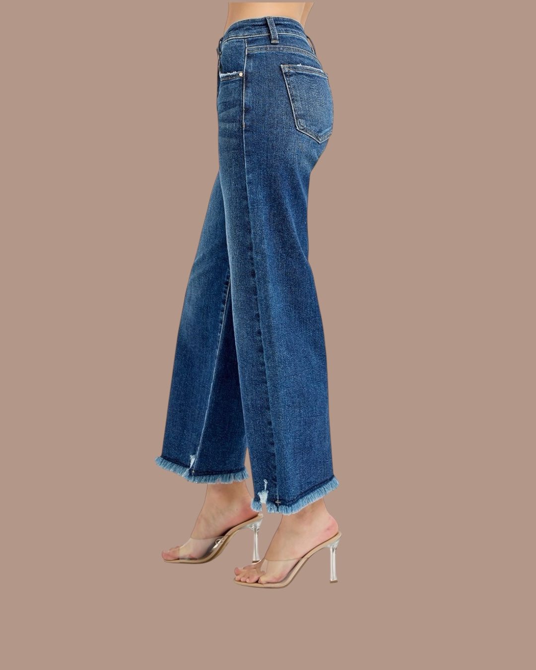 Kimmie Crop-Risen