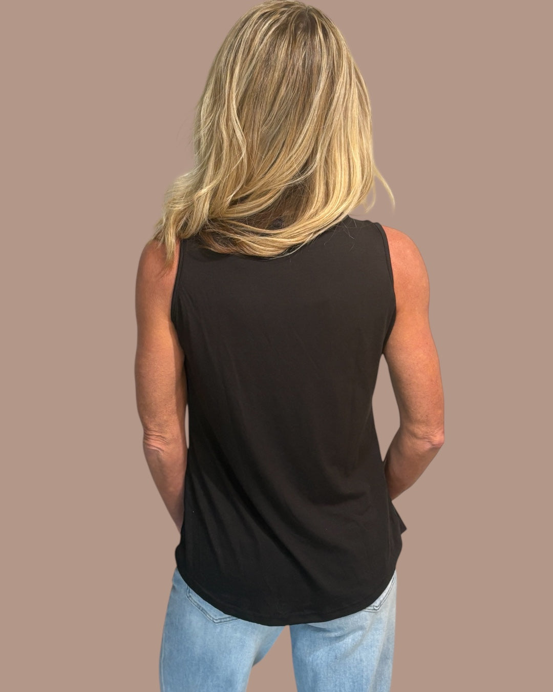 Staple Tank